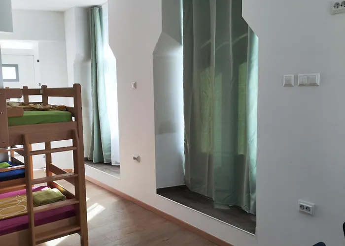Cosy Family // Double Deck Апартаменти